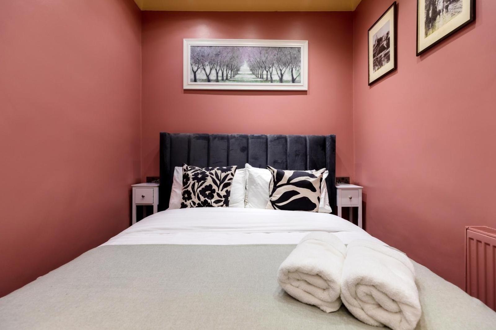Stylish 2 Bedrooms Flat Sleeps 6 & Garden London Zone 2 Cls Central Exterior foto