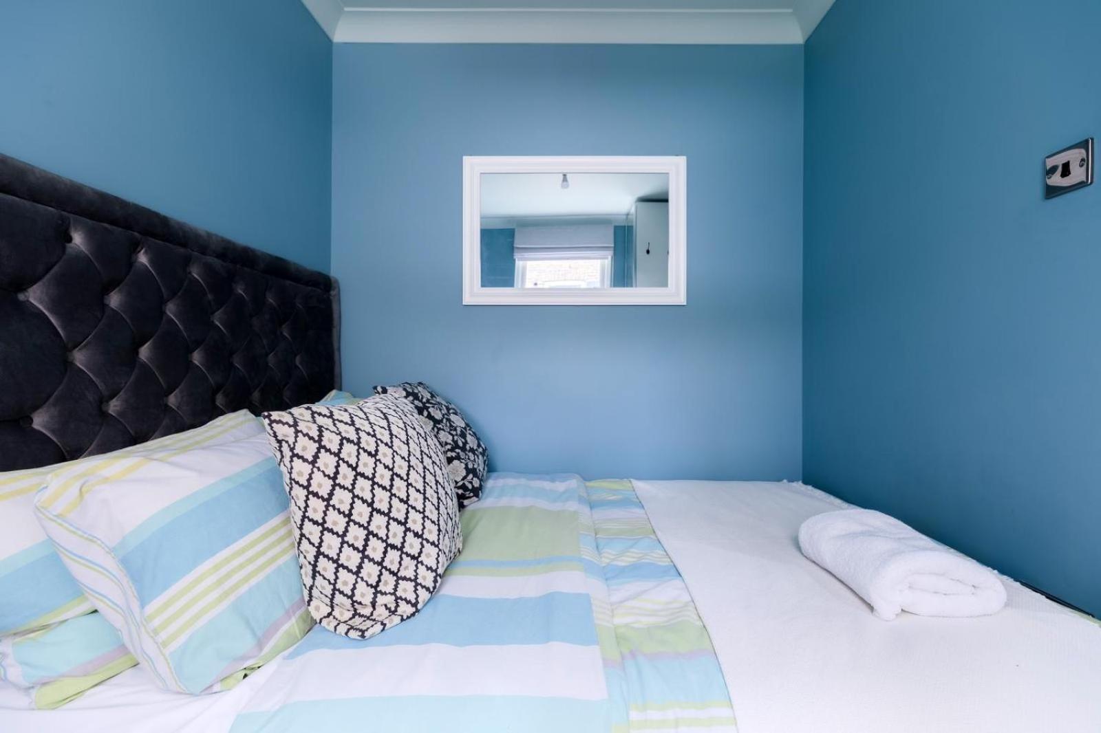Stylish 2 Bedrooms Flat Sleeps 6 & Garden London Zone 2 Cls Central Exterior foto