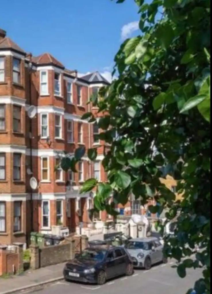 Stylish 2 Bedrooms Flat Sleeps 6 & Garden London Zone 2 Cls Central Exterior foto