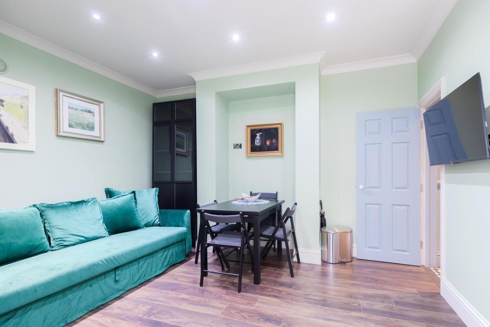 Stylish 2 Bedrooms Flat Sleeps 6 & Garden London Zone 2 Cls Central Exterior foto