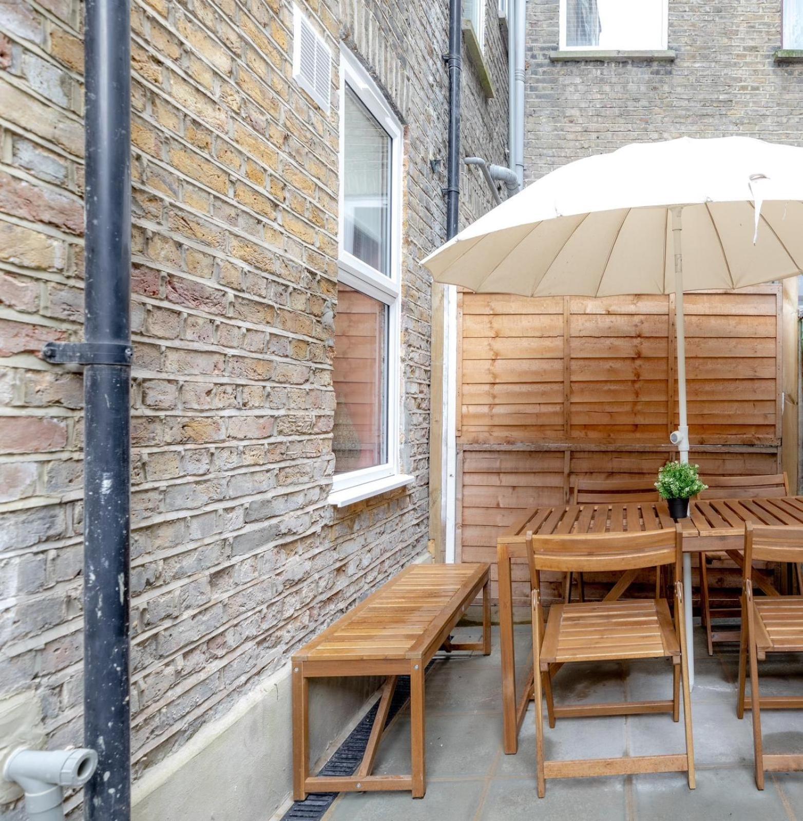 Stylish 2 Bedrooms Flat Sleeps 6 & Garden London Zone 2 Cls Central Exterior foto